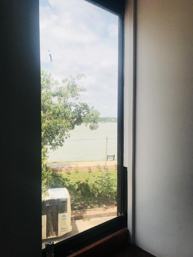 Lake City Resort אנוראדפורה מראה חיצוני תמונה